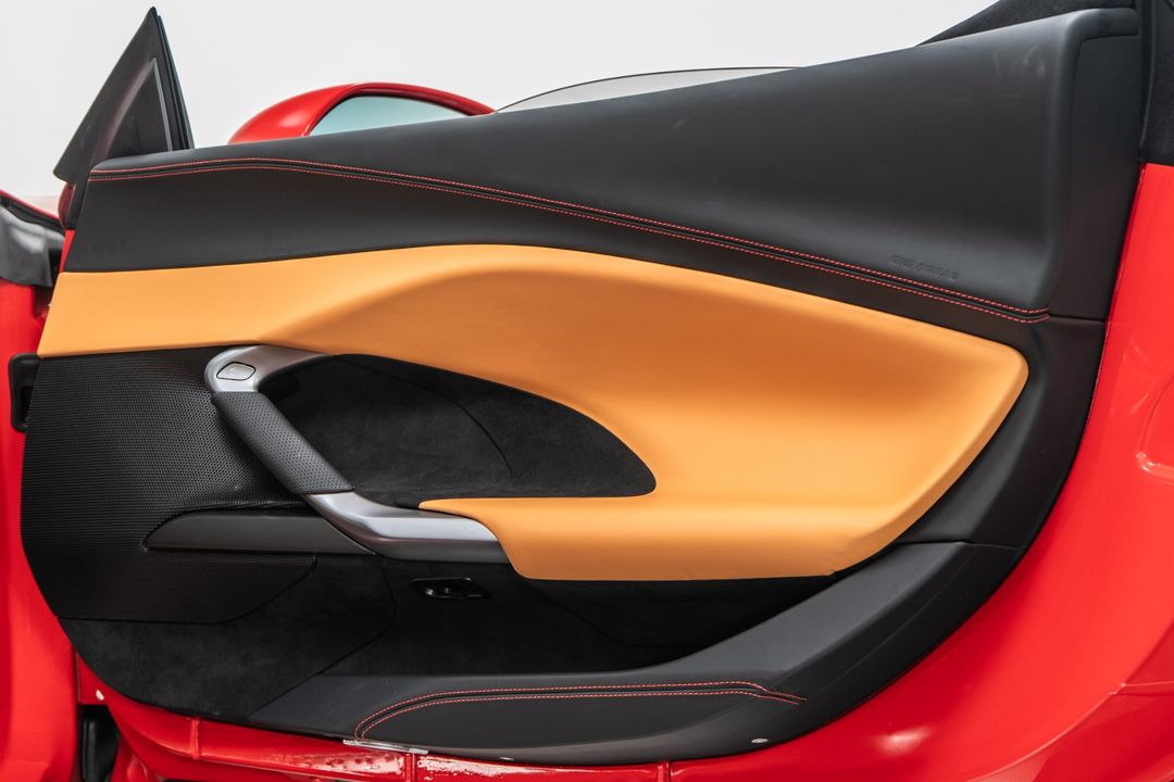 2025 Ferrari 296 GTS