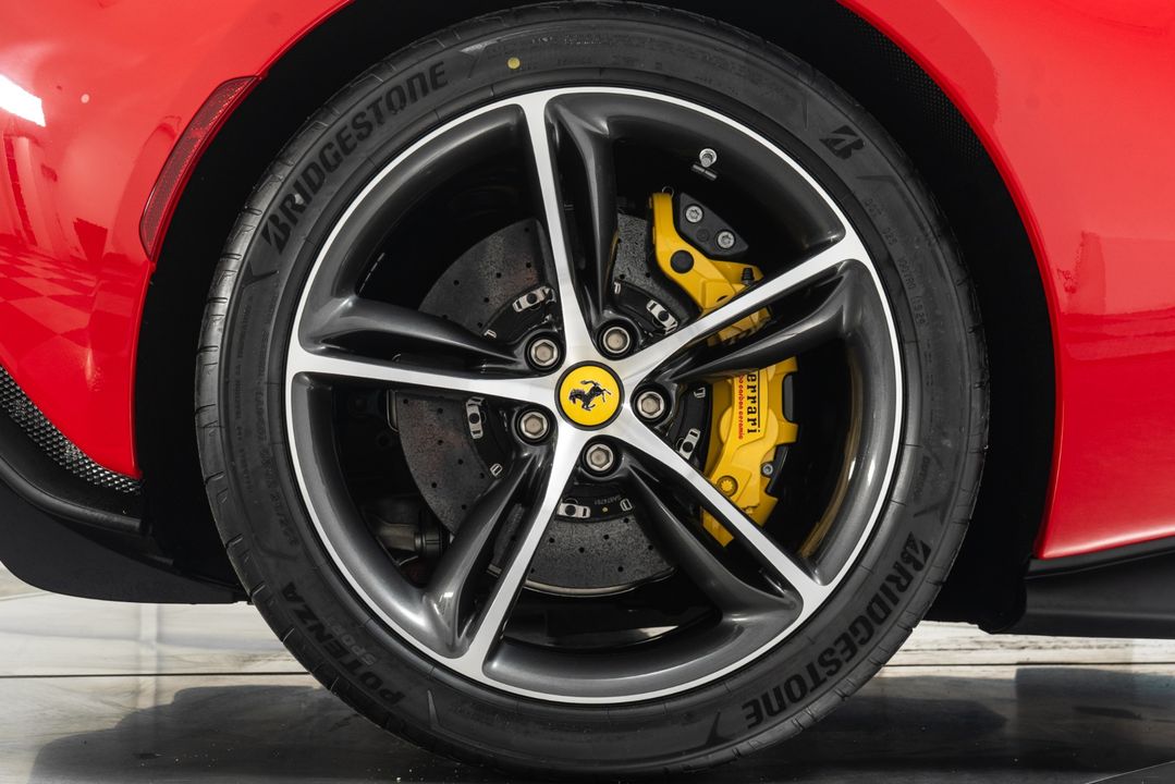 2025 Ferrari 296 GTS