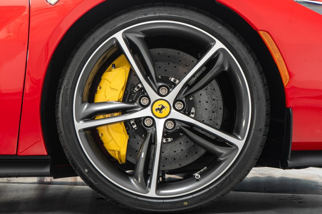2025 Ferrari 296 GTS