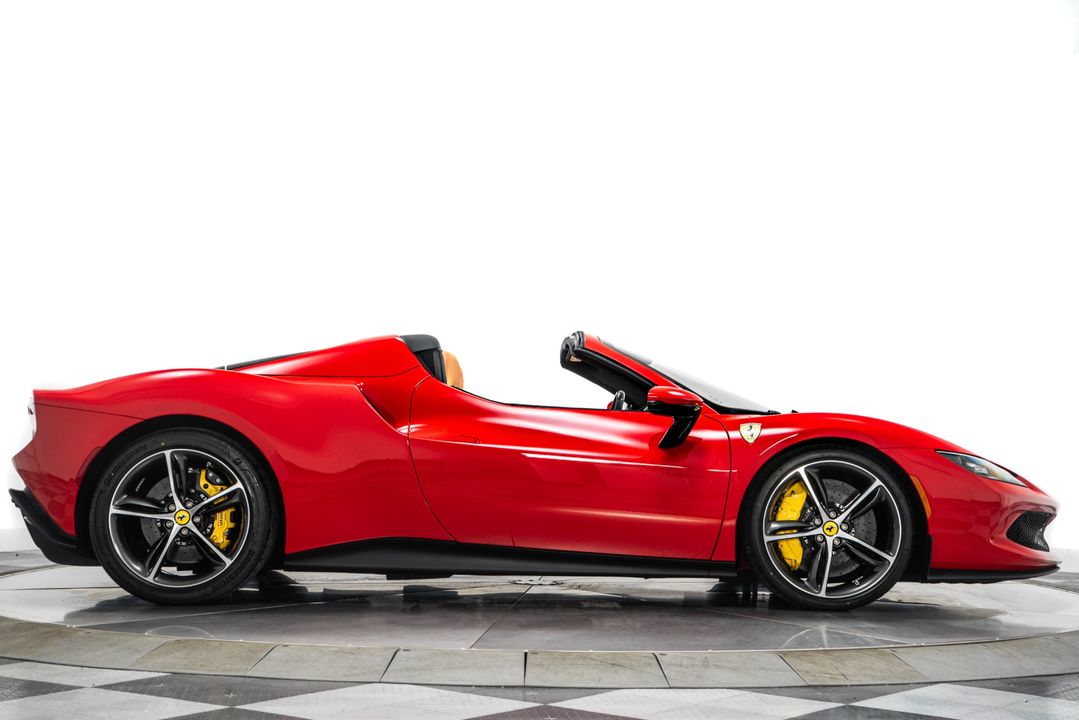 2025 Ferrari 296 GTS