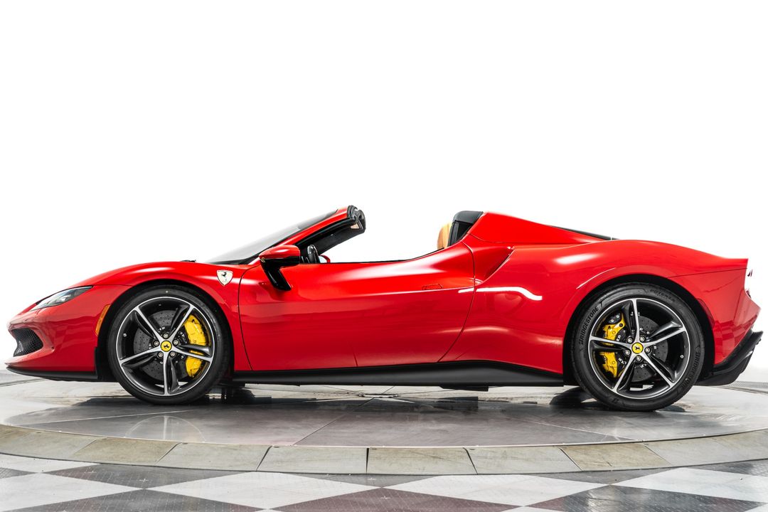 2025 Ferrari 296 GTS