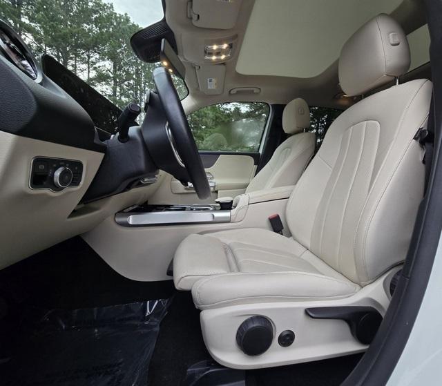 2022 Mercedes-Benz EQB