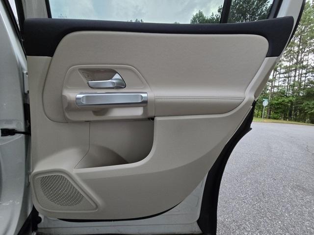 2022 Mercedes-Benz EQB