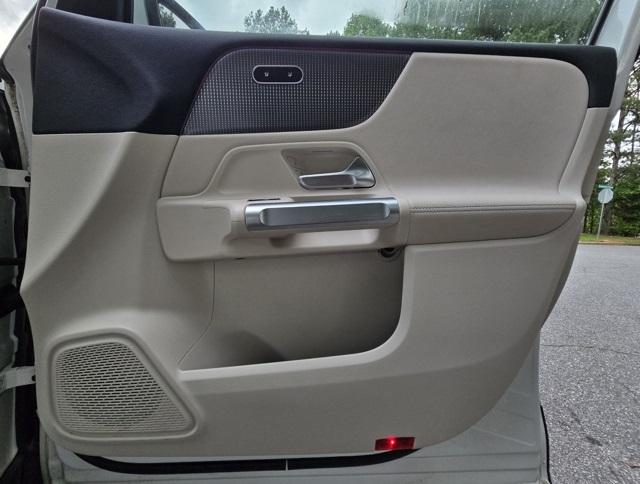 2022 Mercedes-Benz EQB