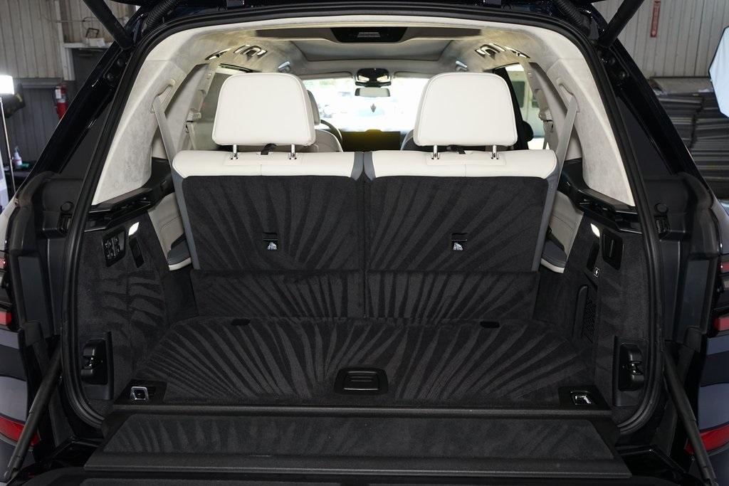 2024 BMW X7