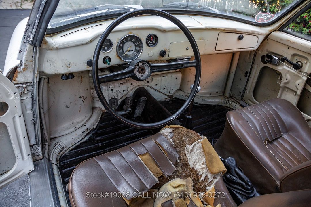 1968 Volkswagen Karmann Ghia