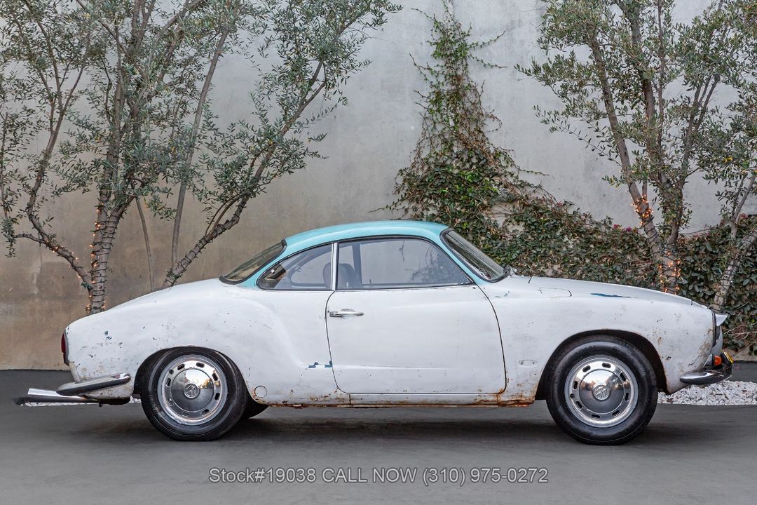 1968 Volkswagen Karmann Ghia