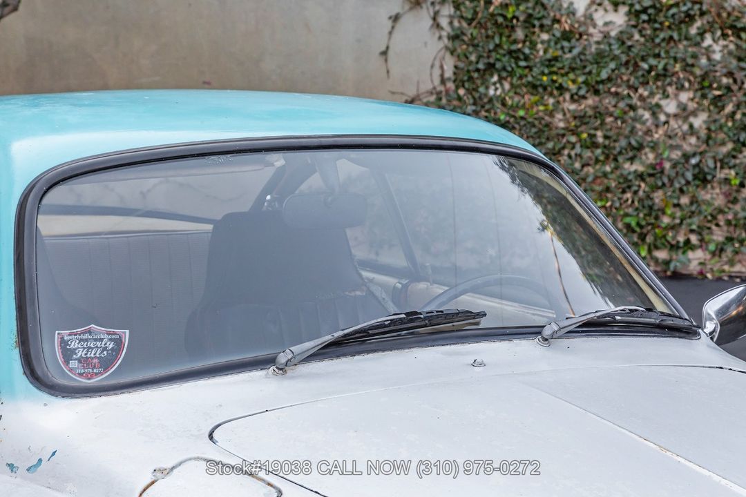 1968 Volkswagen Karmann Ghia