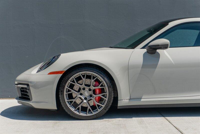 2024 Porsche 911