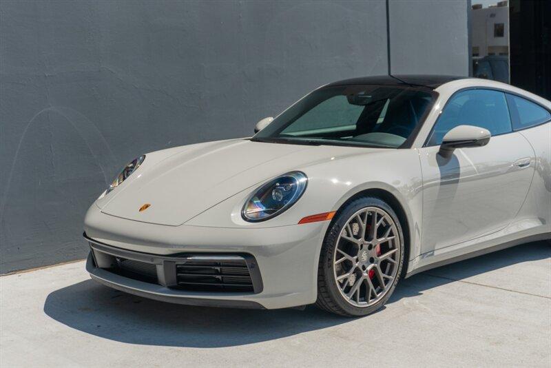 2024 Porsche 911