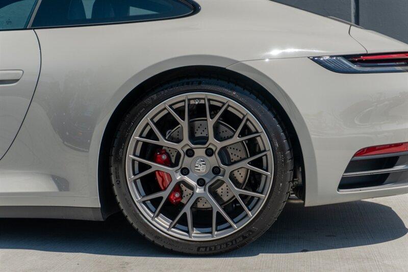 2024 Porsche 911
