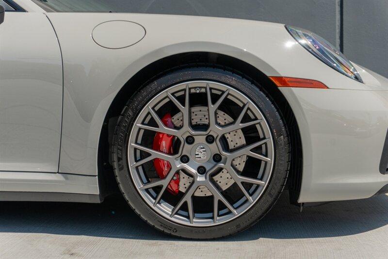 2024 Porsche 911