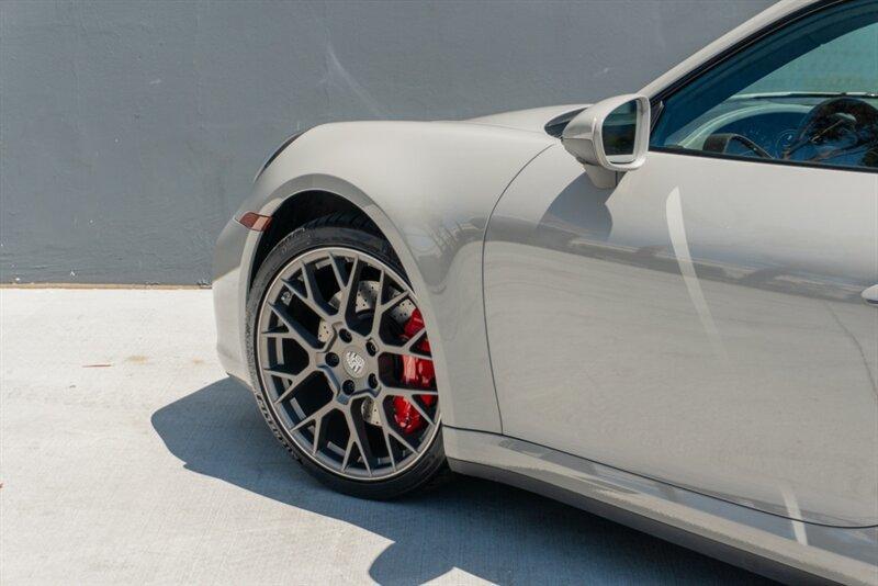 2024 Porsche 911