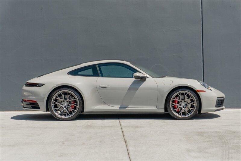 2024 Porsche 911