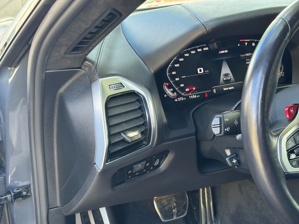 2022 BMW M8 Competition