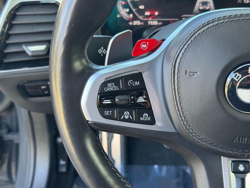 2022 BMW M8 Competition