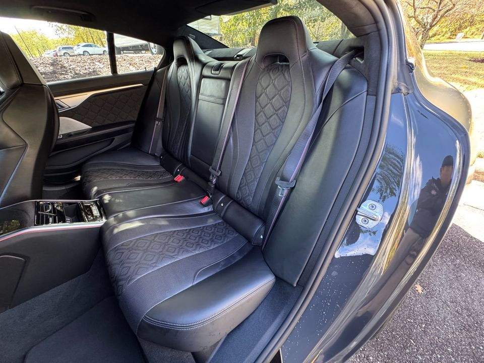 2022 BMW M8 Competition