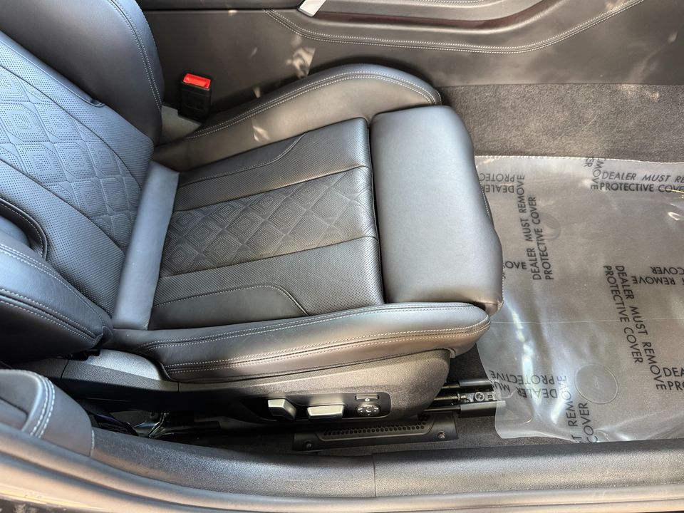 2022 BMW M8 Competition