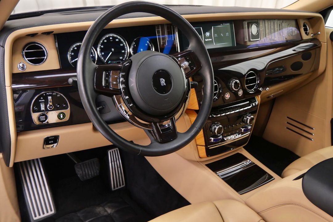 2020 Rolls-Royce Phantom