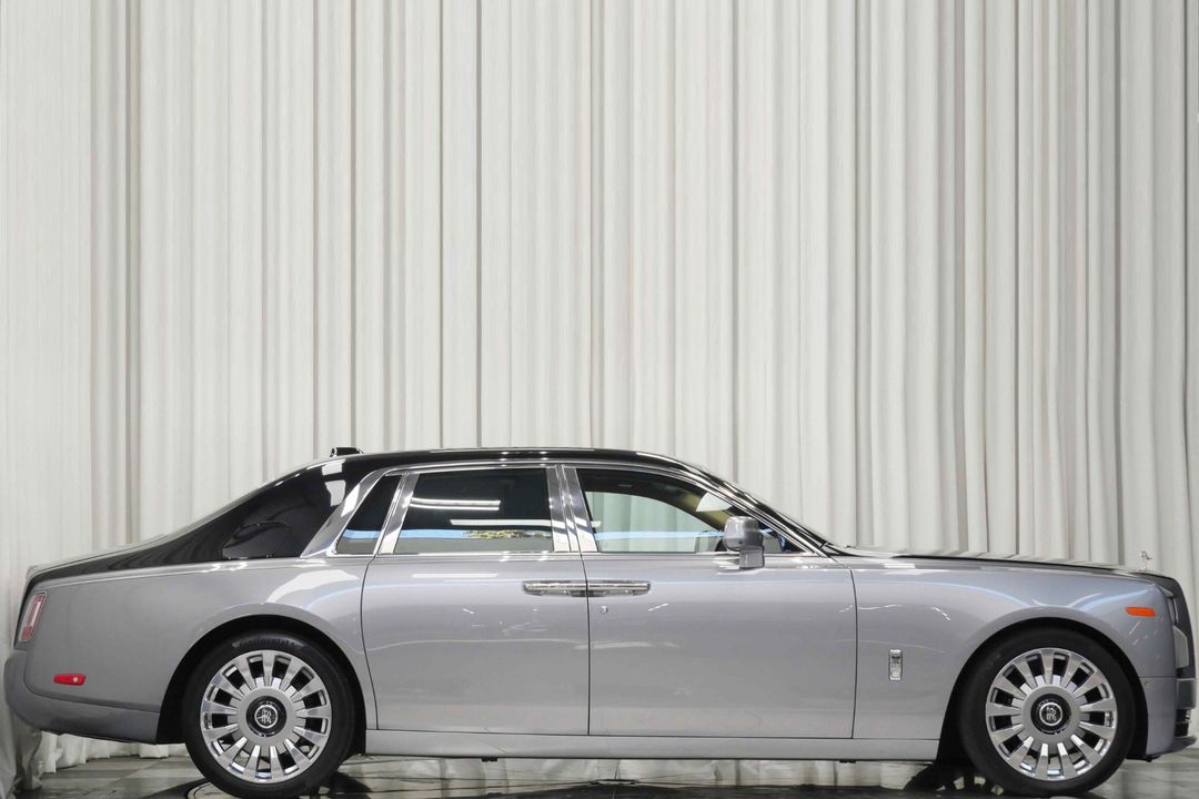 2020 Rolls-Royce Phantom