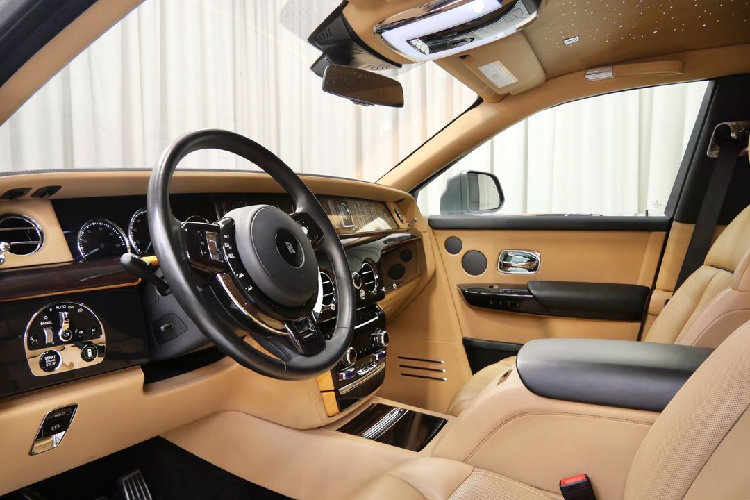 2020 Rolls-Royce Phantom