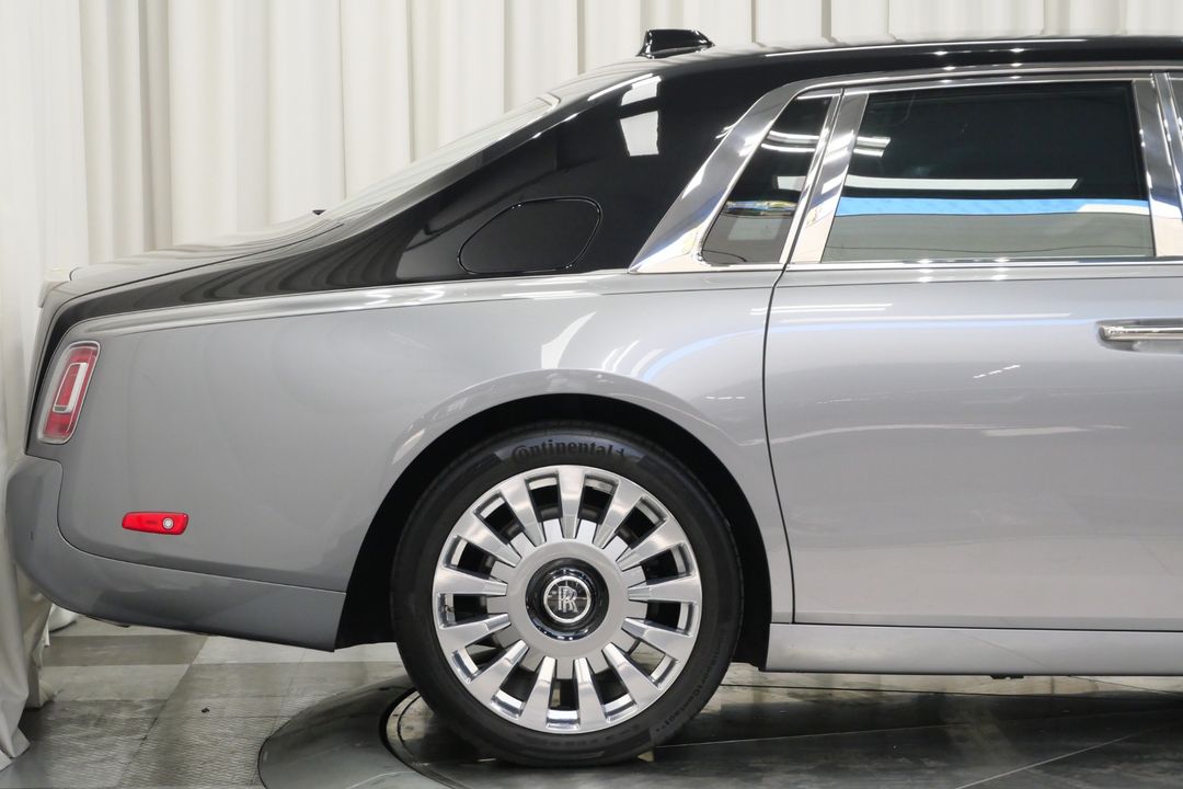 2020 Rolls-Royce Phantom