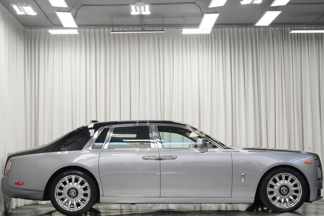 2020 Rolls-Royce Phantom