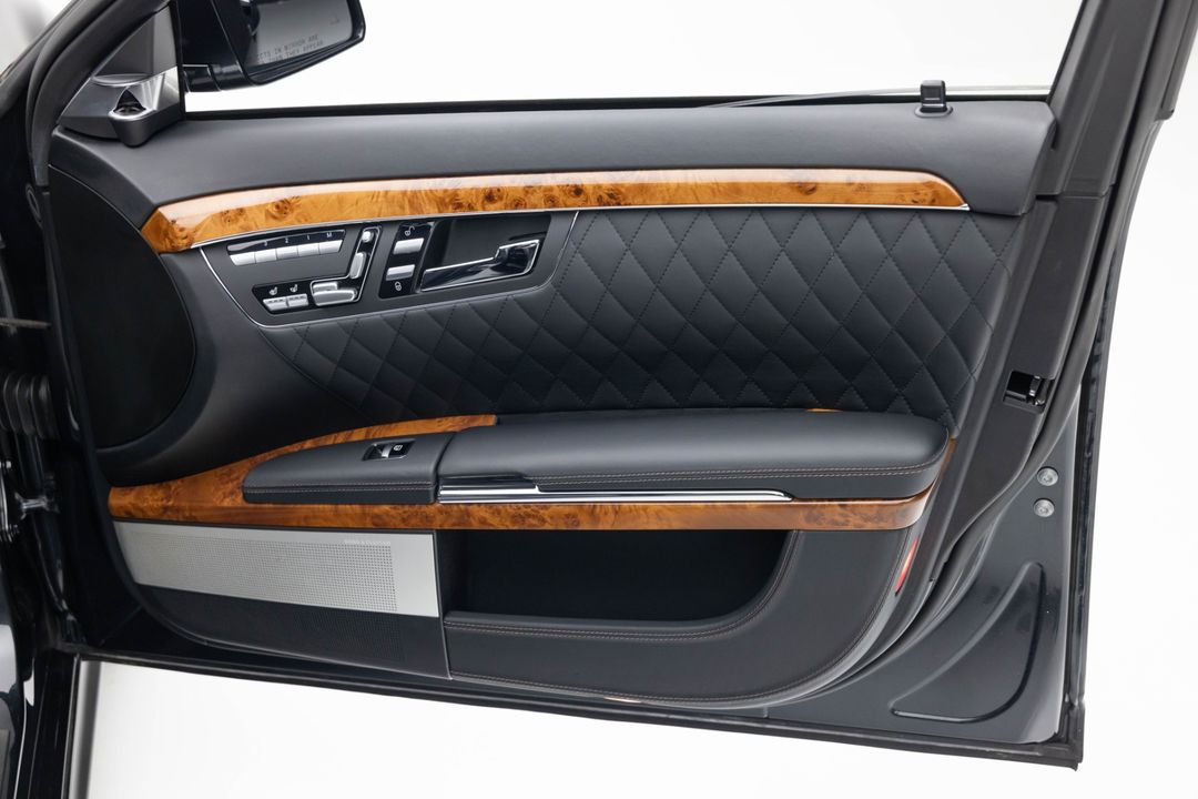 2011 Mercedes-Benz S 65 AMG