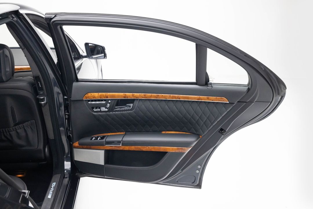 2011 Mercedes-Benz S 65 AMG