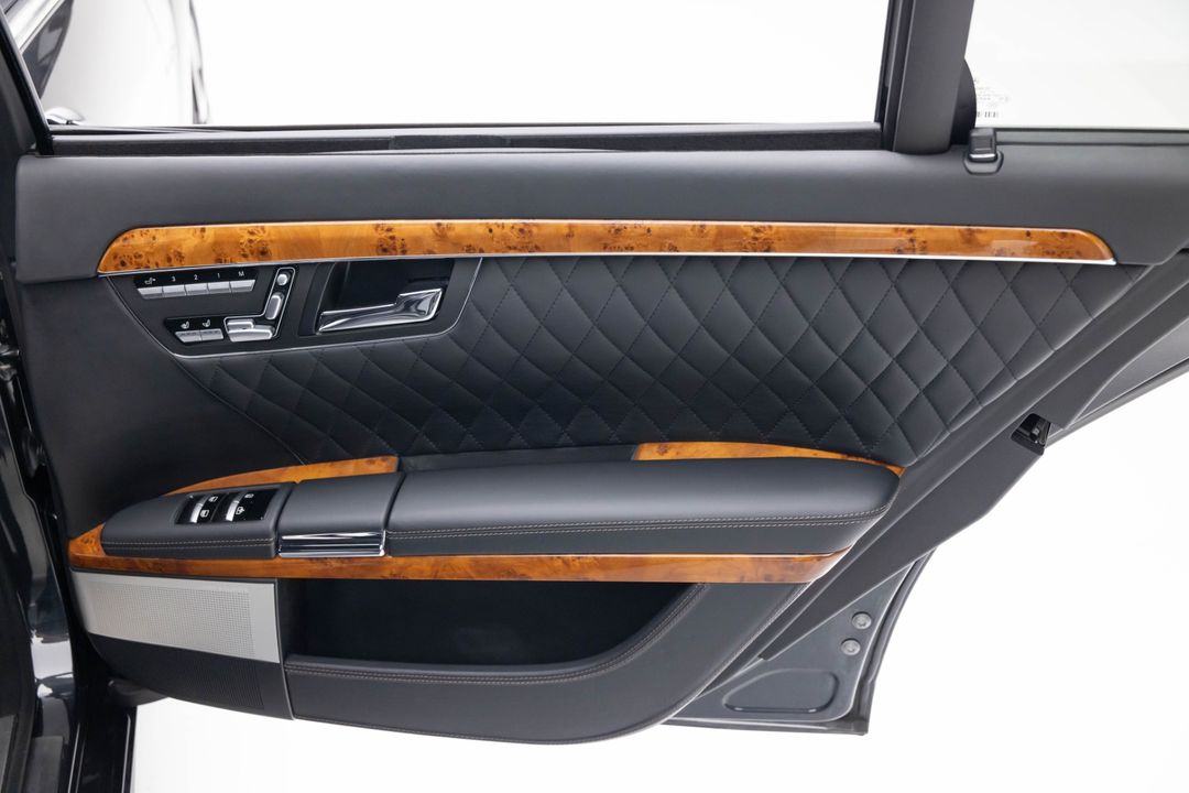 2011 Mercedes-Benz S 65 AMG