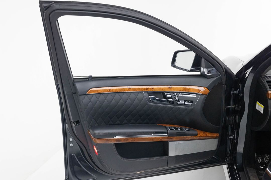 2011 Mercedes-Benz S 65 AMG