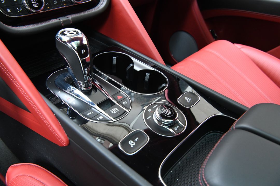 2023 Bentley Bentayga