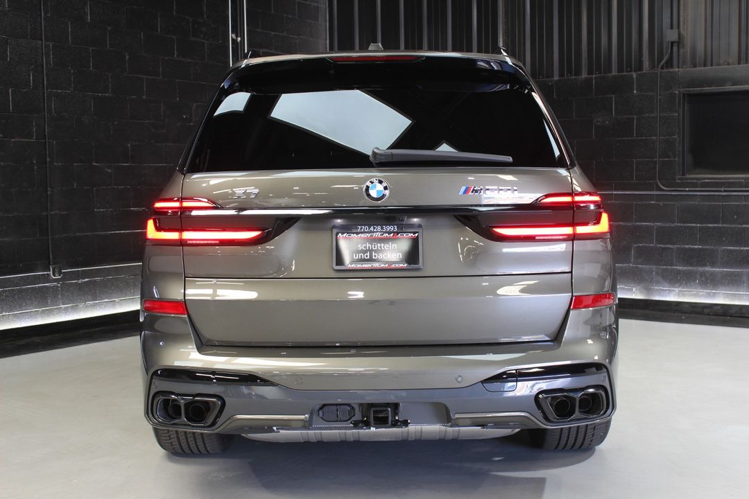 2026 BMW X7