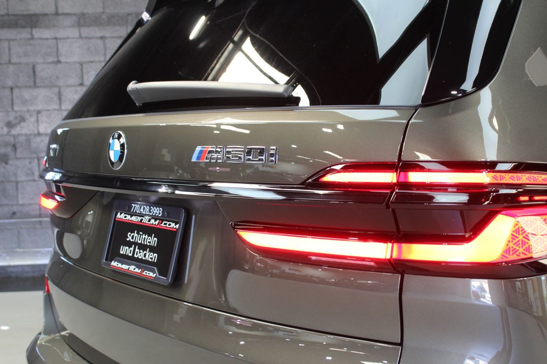 2026 BMW X7