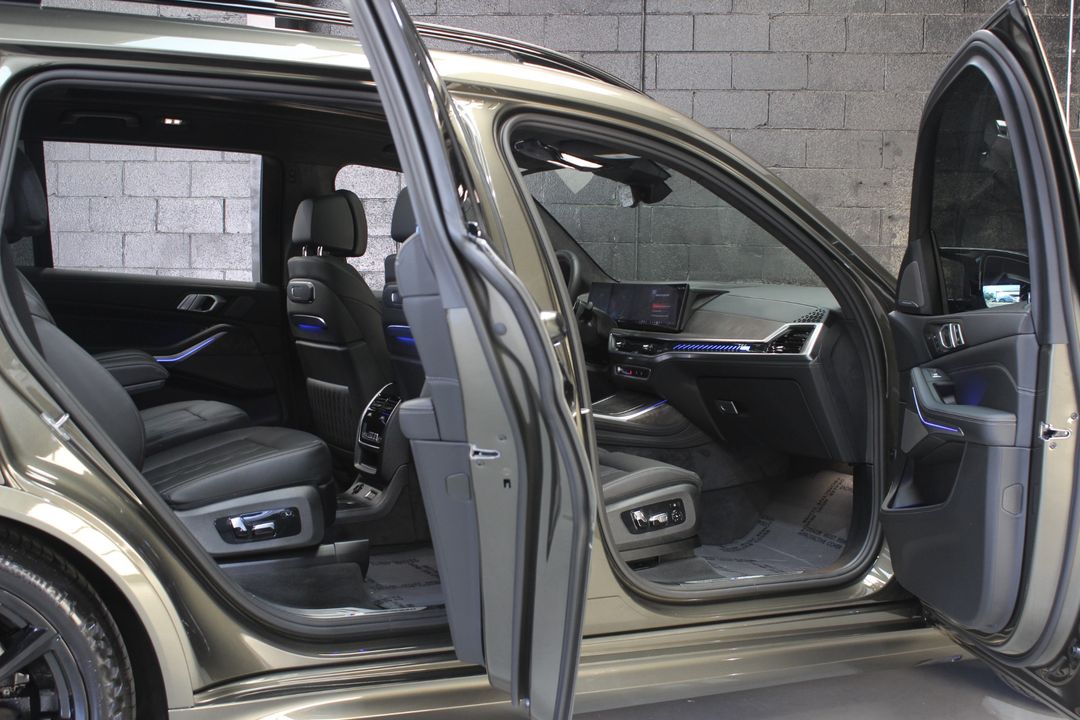 2026 BMW X7