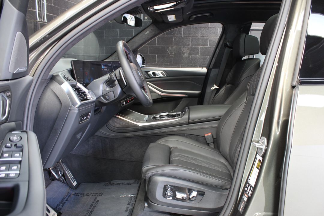 2026 BMW X7