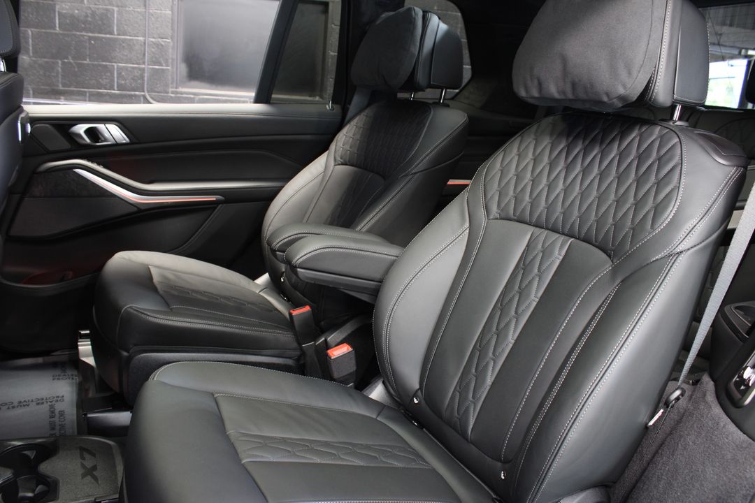 2026 BMW X7