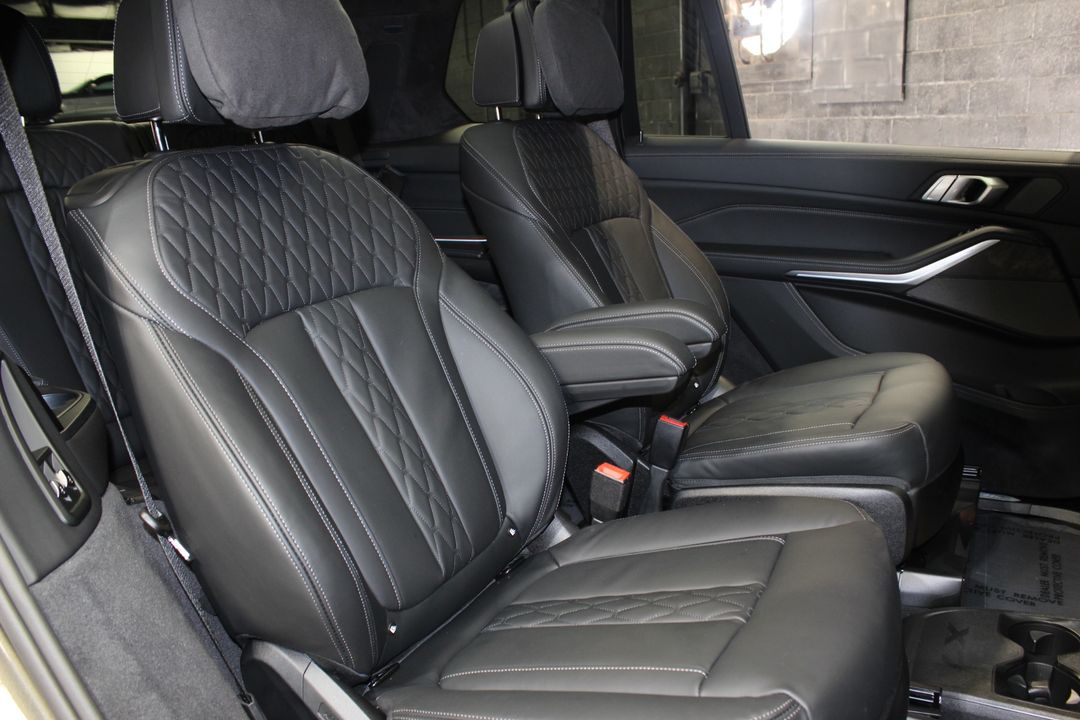 2026 BMW X7
