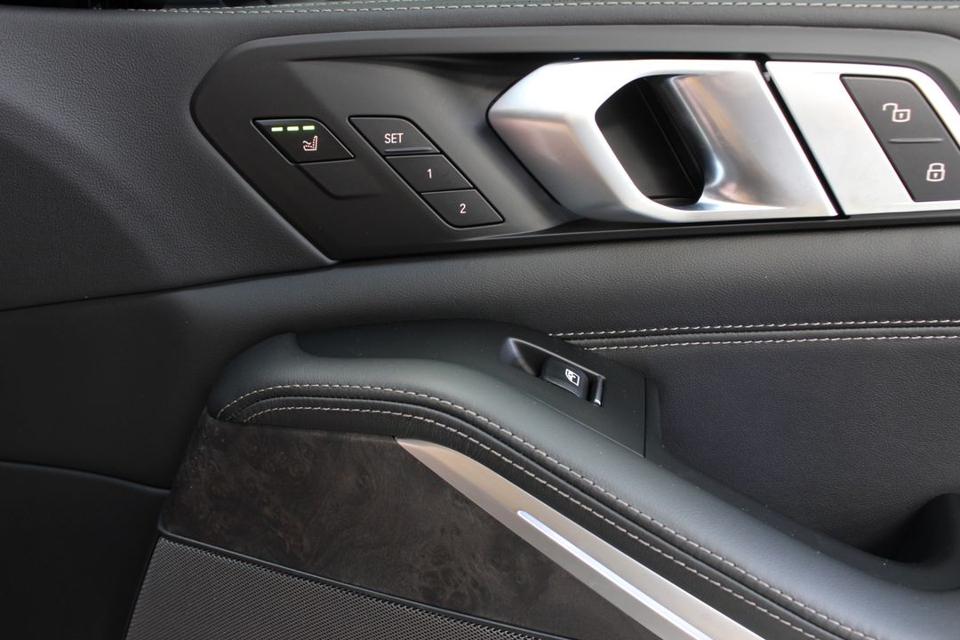 2026 BMW X7