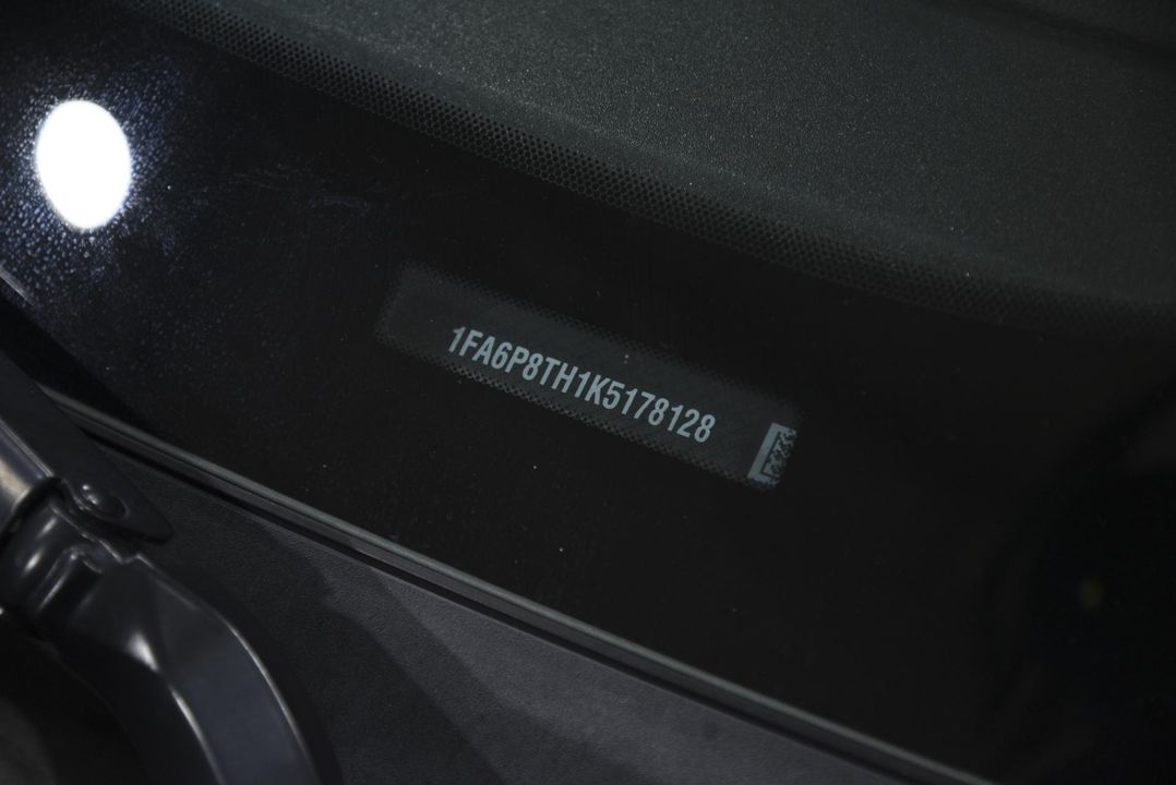 2019 Ford Mustang