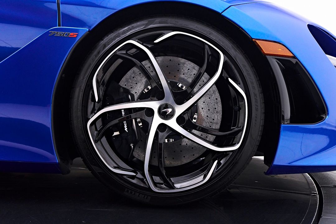 2024 McLaren 750S