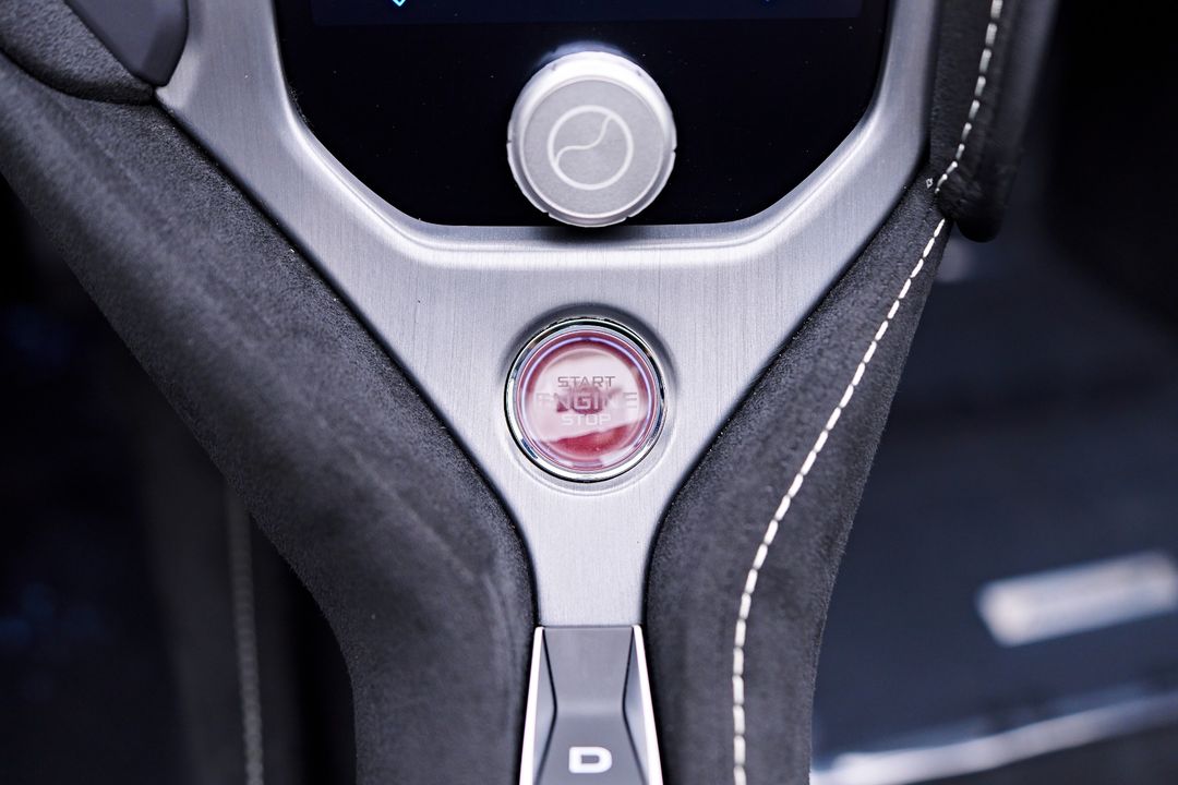 2024 McLaren 750S