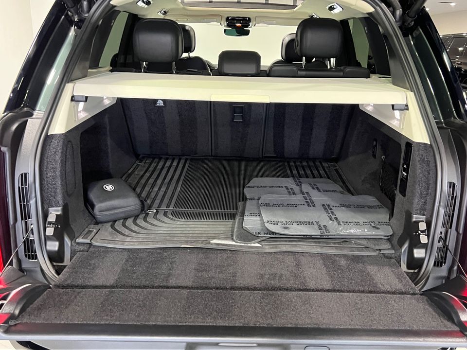 2023 Land Rover Range Rover P400 SE 4DR SUV AWD
