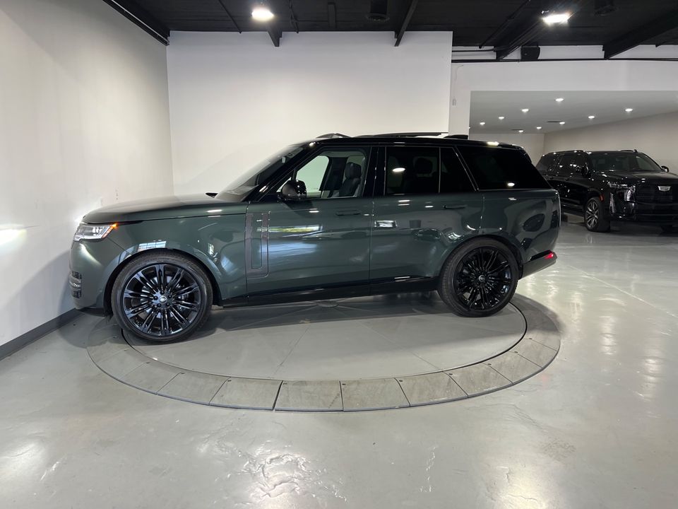 2023 Land Rover Range Rover P400 SE 4DR SUV AWD