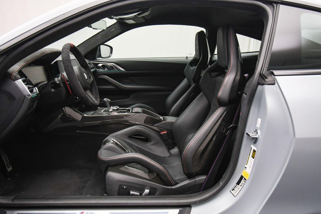 2023 BMW M4