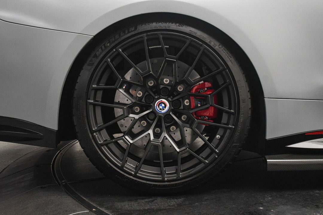 2023 BMW M4