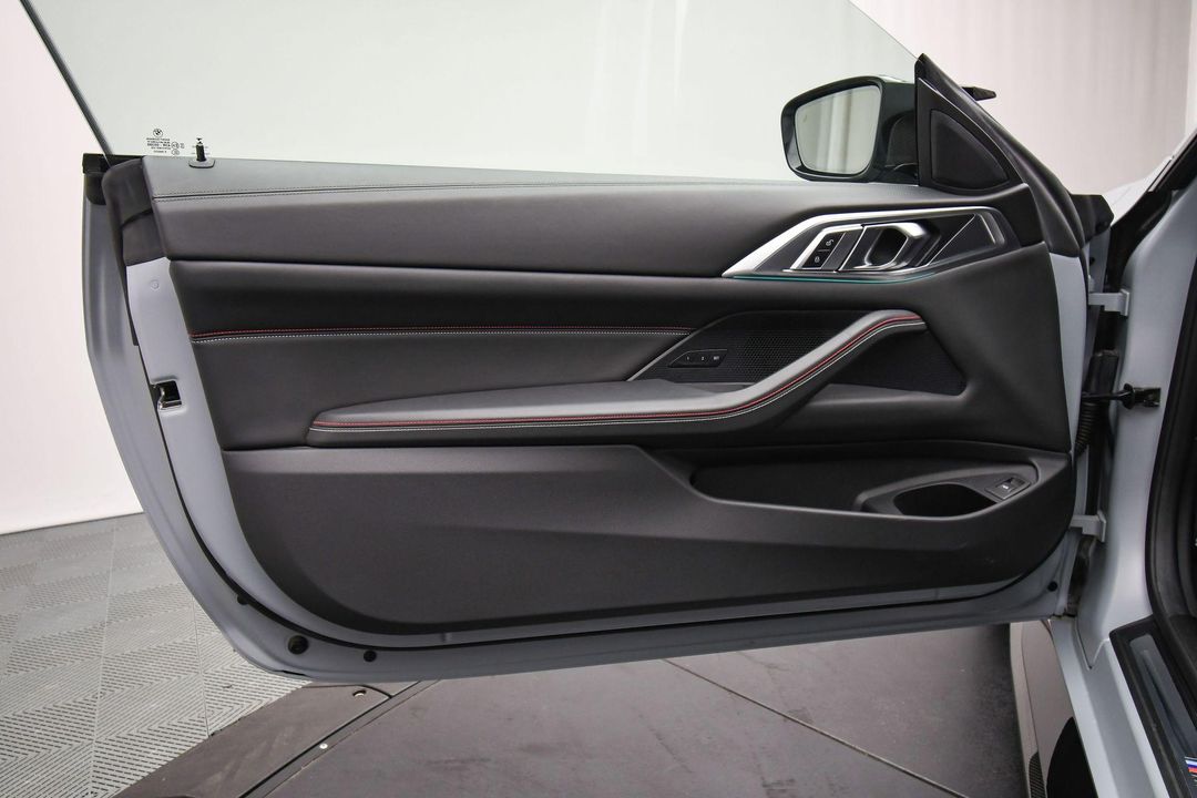 2023 BMW M4