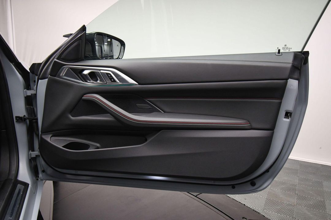 2023 BMW M4