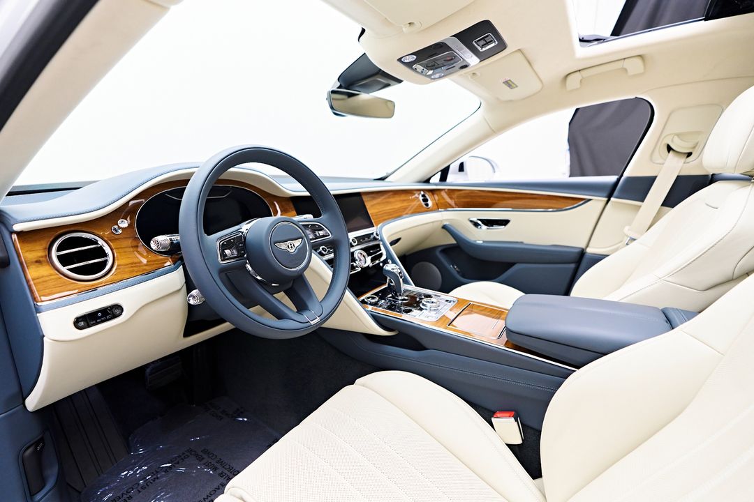 2023 Bentley Flying Spur Hybrid