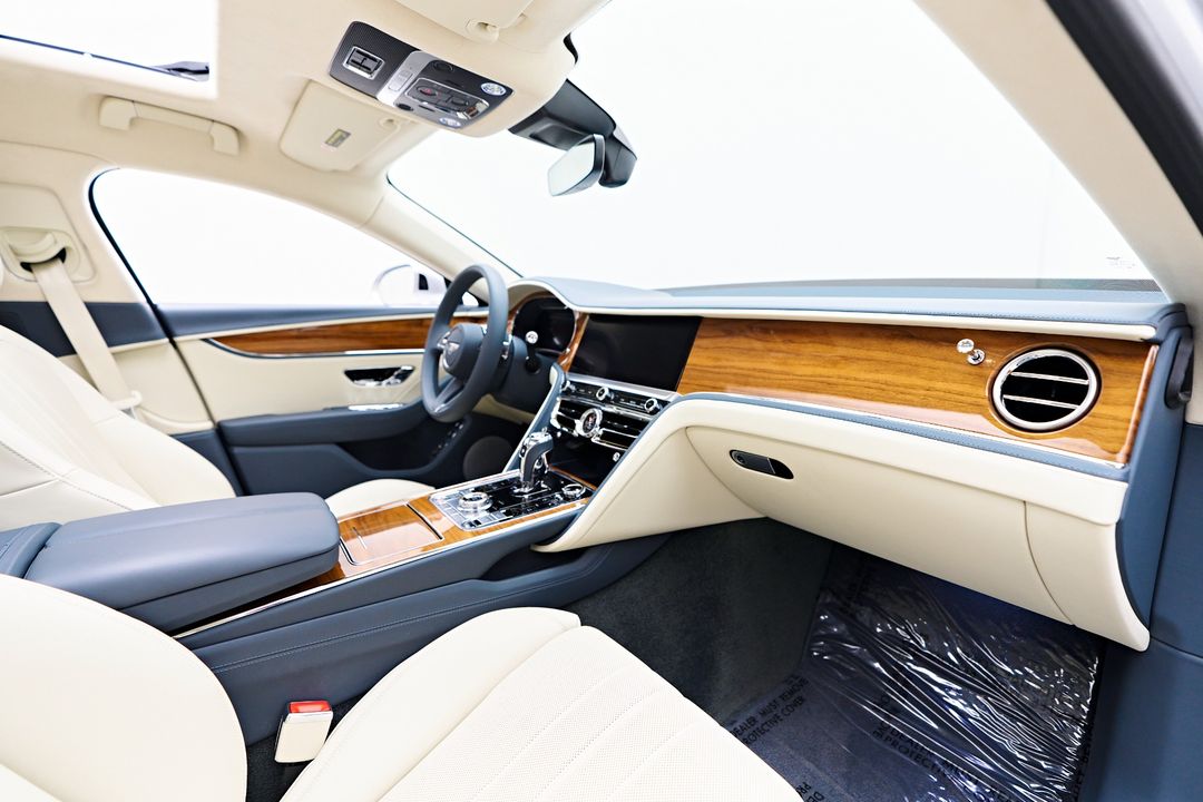 2023 Bentley Flying Spur Hybrid